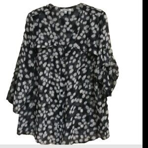 Quintessential Women Blouse Top Size L Capelet Collar Black Gray White Button